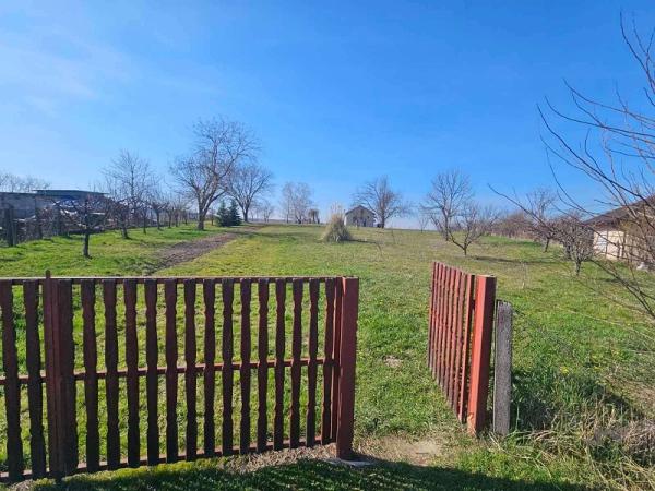 Slika 1 - Banostor Građevinsko zemljište na prodaju, Beocin, 60.000€